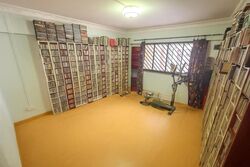 Blk 240 Lorong 1 Toa Payoh (Toa Payoh), HDB Executive #502571361